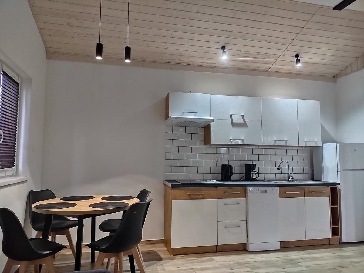 Domek Parterowy Apartamentowy Ostoja Rewal Buitenkant foto
