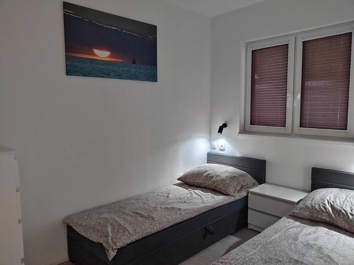 Domek Parterowy Apartamentowy Ostoja Rewal Buitenkant foto